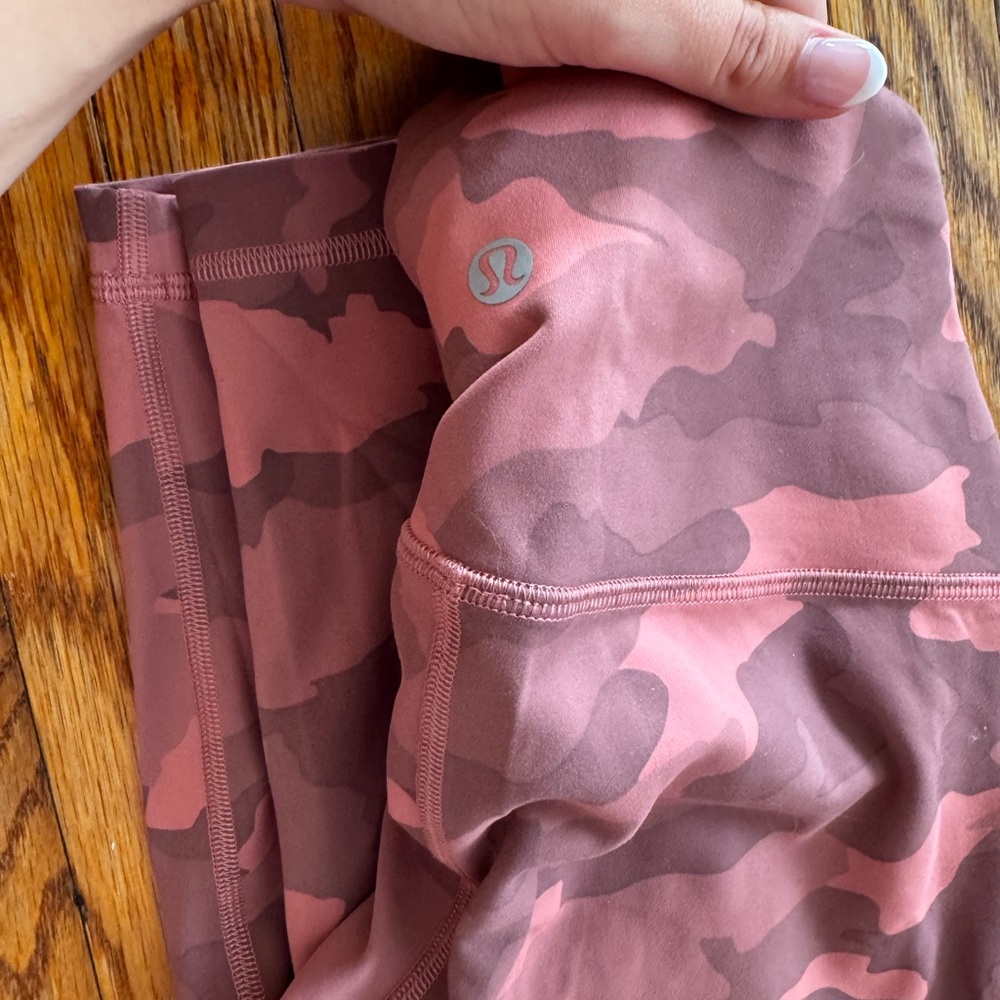 Lululemon WunderUnder Leggings